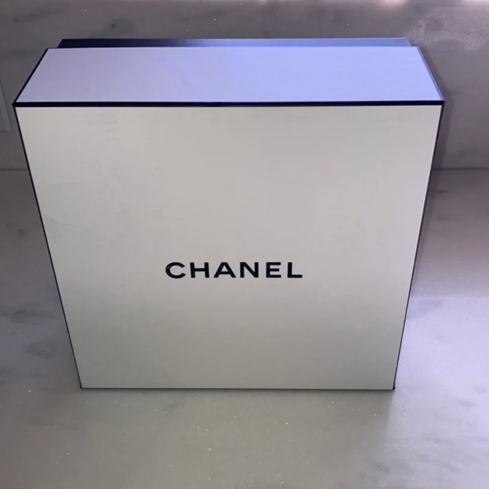 Chanel Gift Box